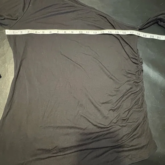 L'AGENCE Hattie Long Sleeve Black One-Shoulder Top size XL NWT - Picture 10 of 13